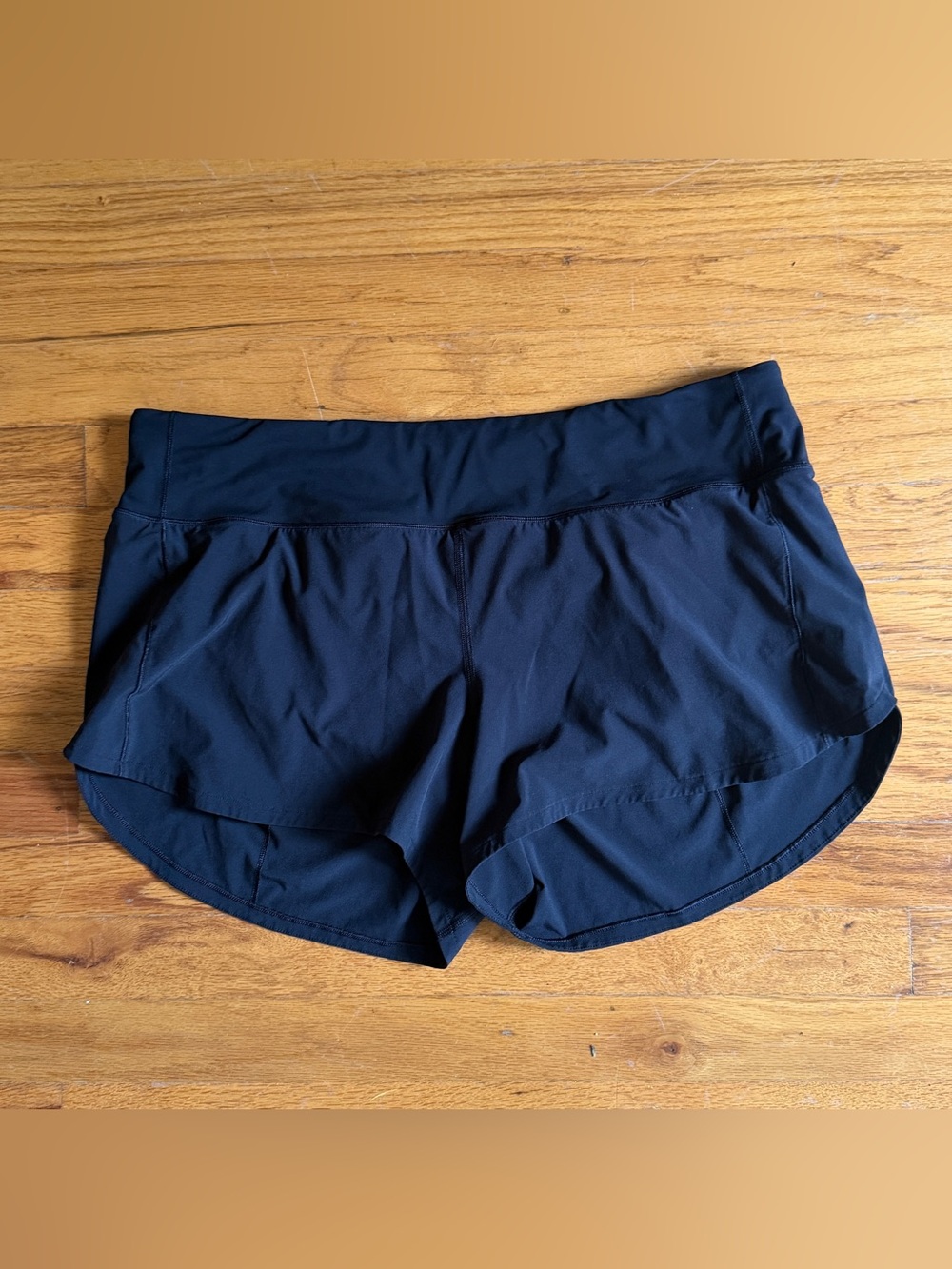 lululemon Women's Speed Up Mid-Rise 4" Lined Shorts EUC